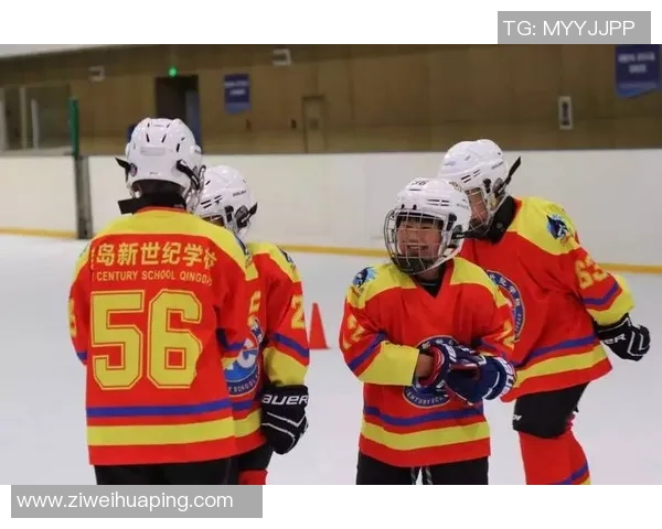 中国与伊朗足球对决宣传海报展现激情与荣耀的碰撞 中国与伊朗足球对决宣传海报展现激情与荣耀的碰撞